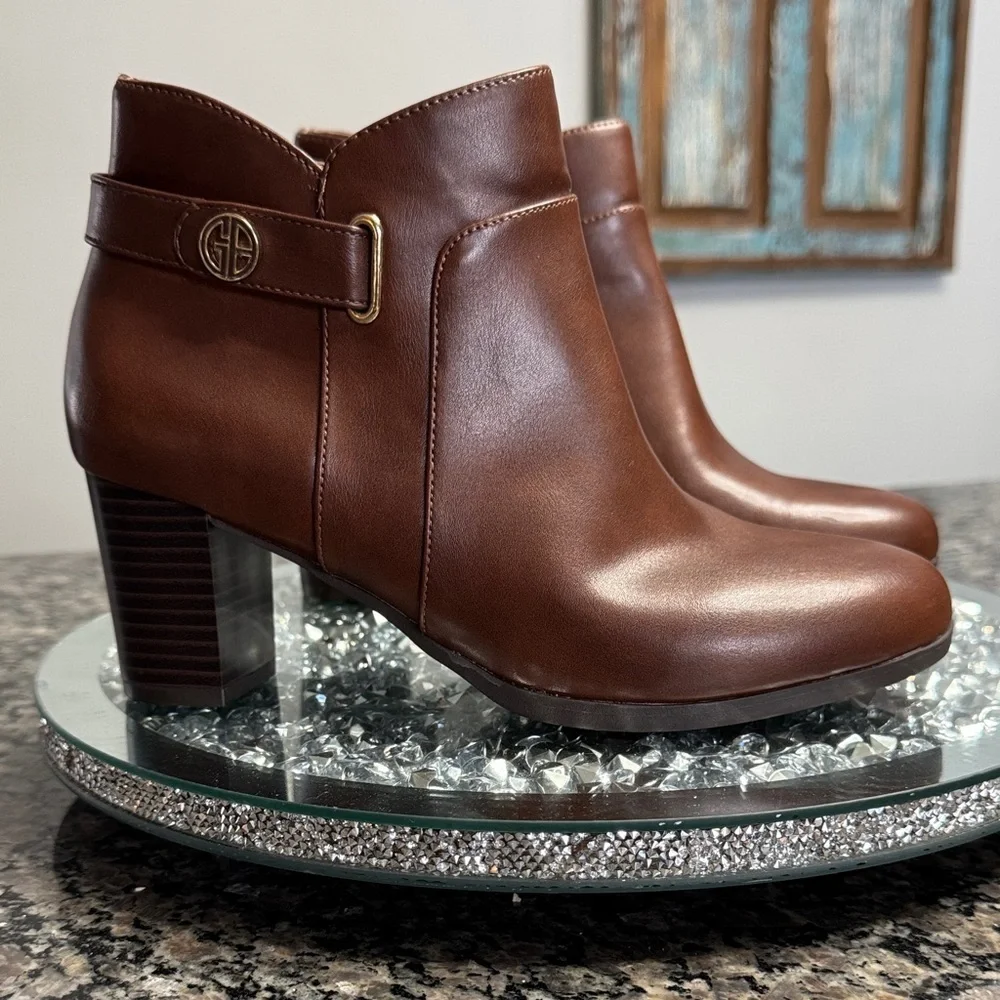 Giani Bernini Rich Brown Ankle Boots NWT 8.5